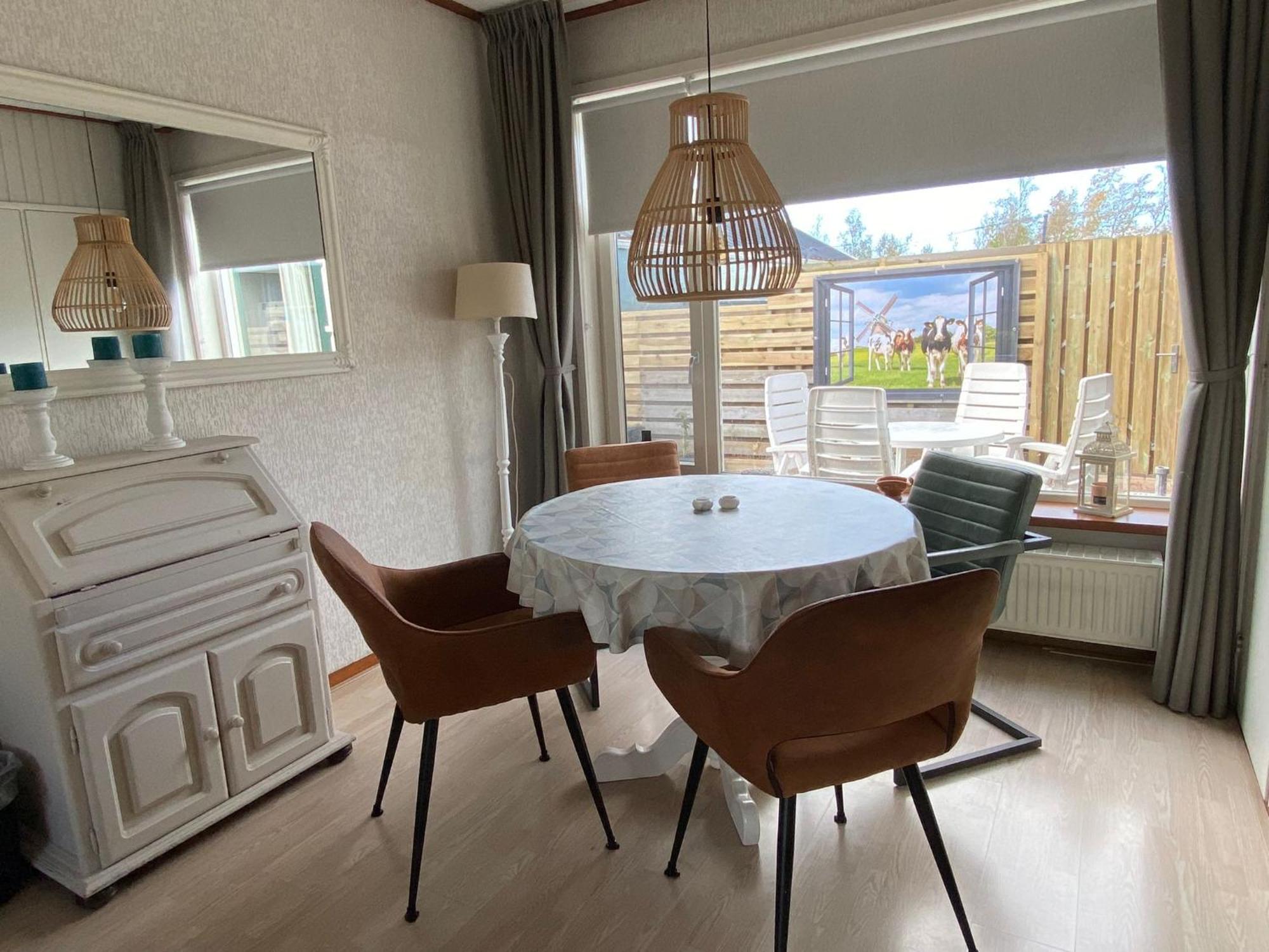 Huis Bij Het Water Met Sloepje Jutrijp Exteriér fotografie