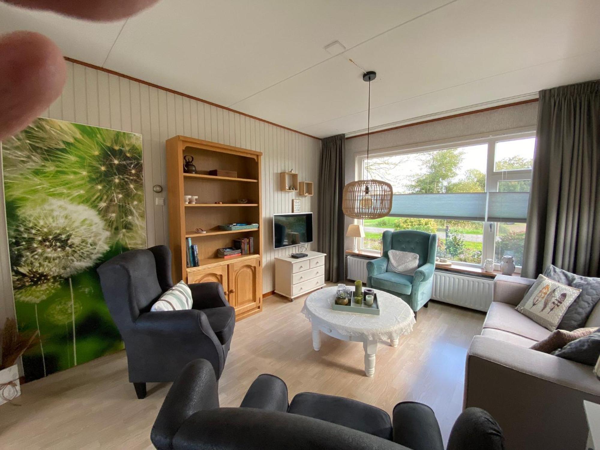 Huis Bij Het Water Met Sloepje Jutrijp Exteriér fotografie