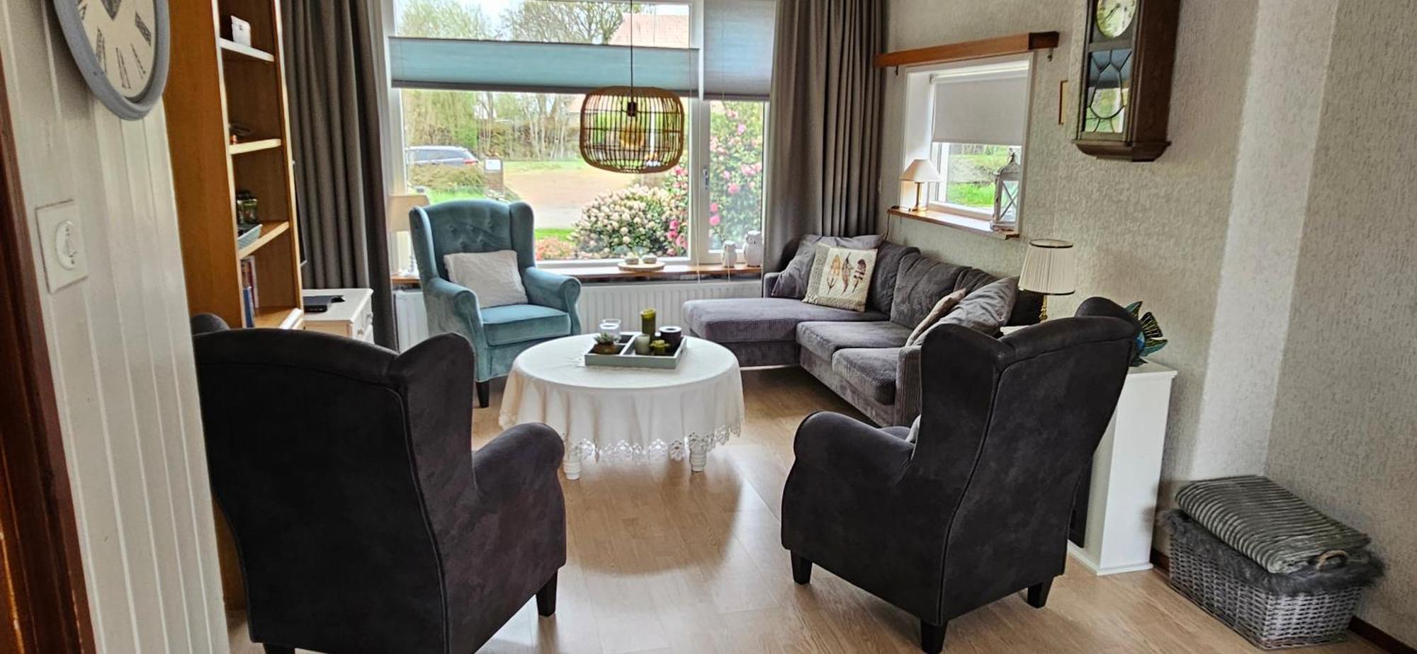 Huis Bij Het Water Met Sloepje Jutrijp Exteriér fotografie